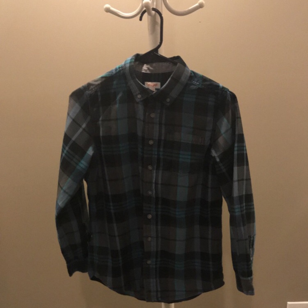 Cat and Jack button down shirt